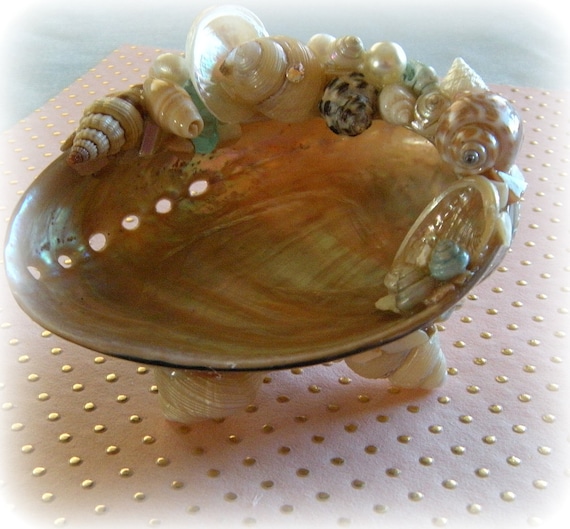 Sea Queen seashell soap dish by SuziesSeashellWorld on Etsy