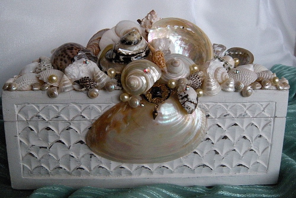 The Majestic Seashell Box/Wedding Box Card Holder