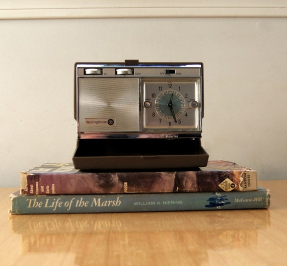 Travel Clock/Radio Vintage Westinghouse