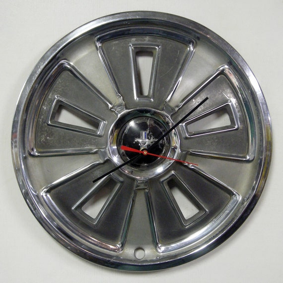 1966 Ford ltd hubcaps