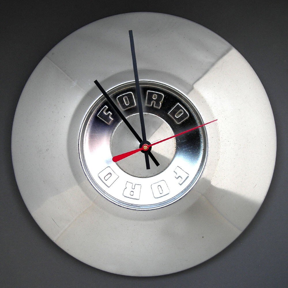 1955 1956 Ford Fairlane Hubcap Clock Classic Car Wall