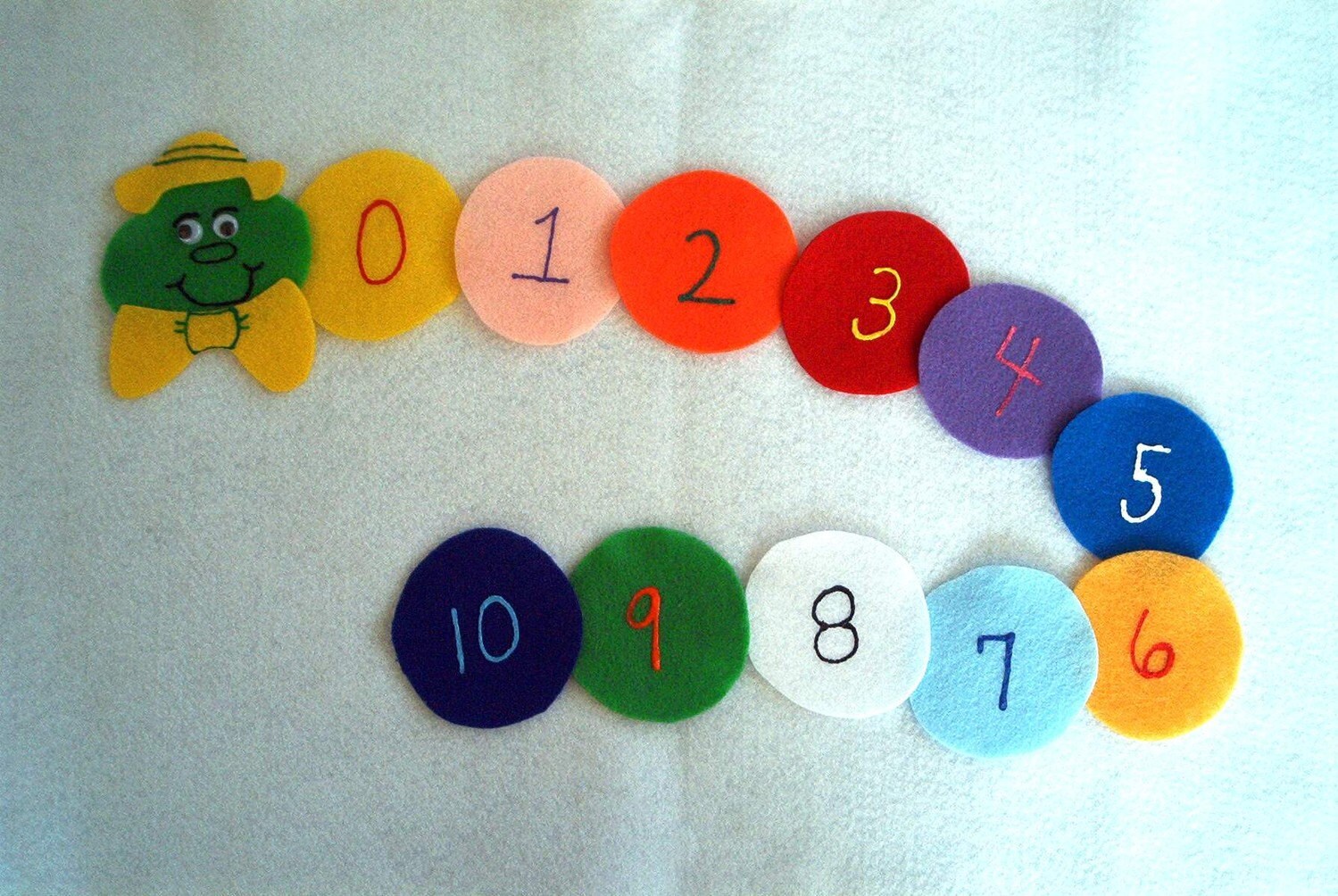 Counting Caterpillar Numbers Flannel Board Felt by feltresources