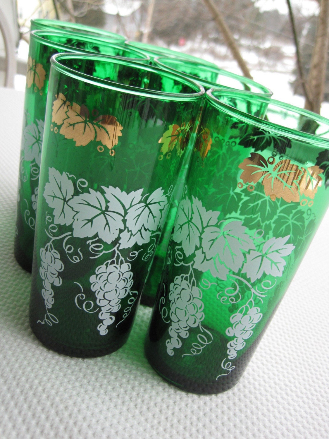 Vintage Set of 6 Green Glass Tumblers Grape Leaf Motif
