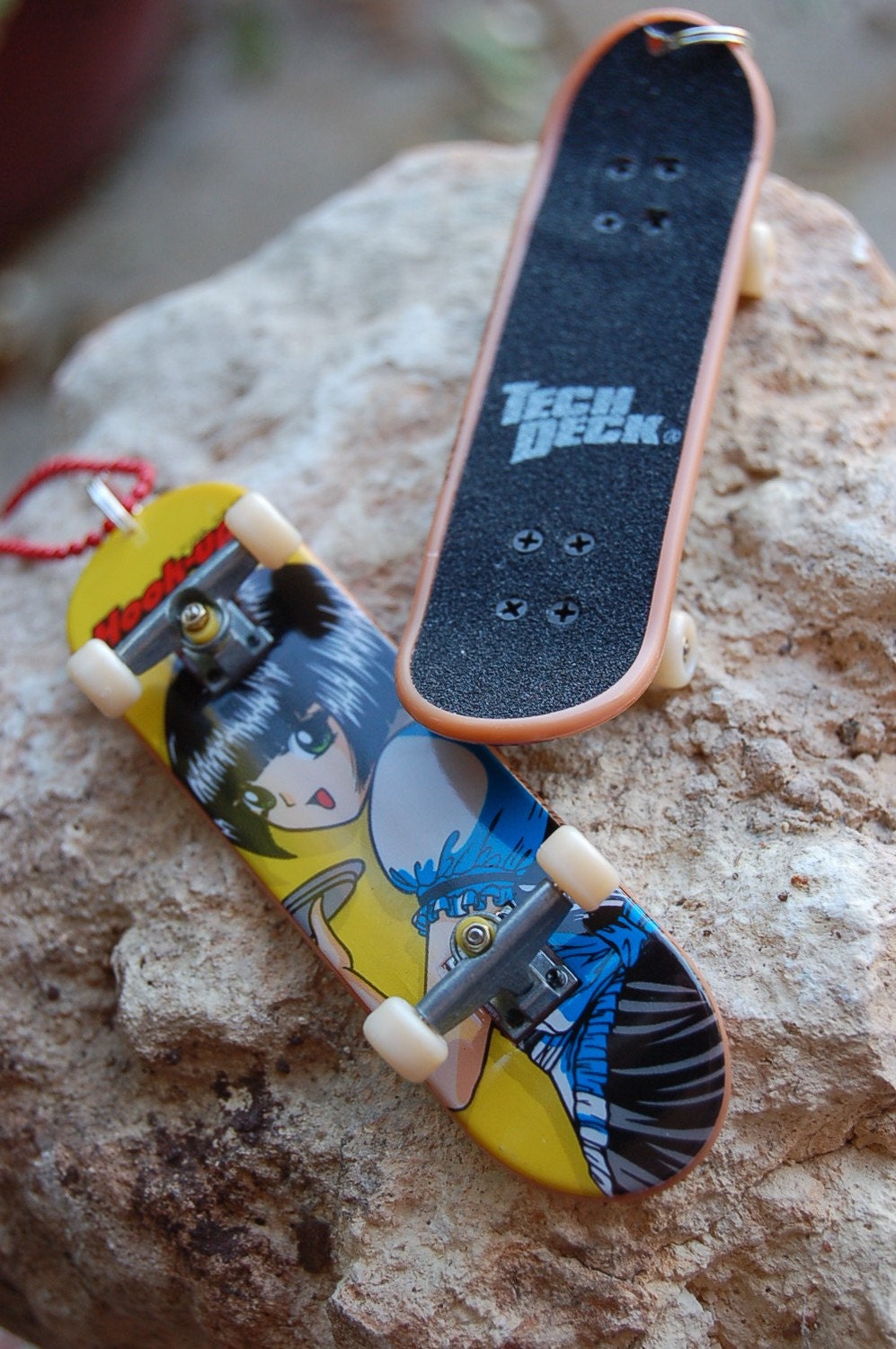 Anime Fingerboard Skateboard Necklace Manga by SparklingBagCandy