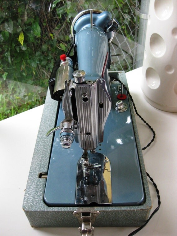 Vintage Metallic Blue Fleetwood Deluxe 195 Sewing Machine