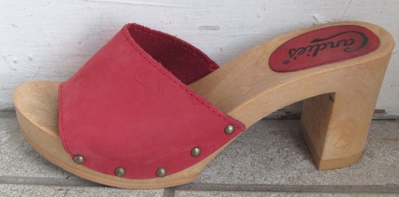 Vintage CANDIES Red Platform Shoes 9 M by Flashbax on Etsy