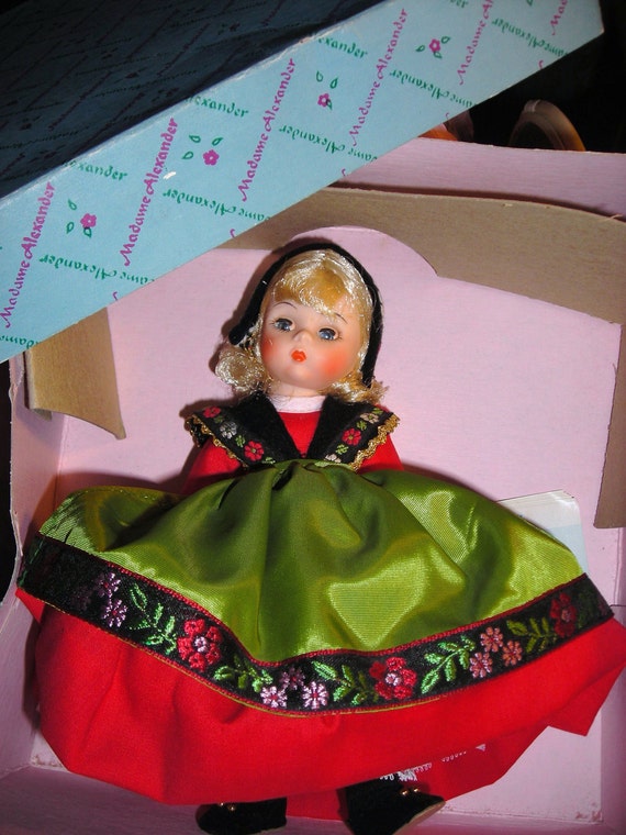 Madame Alexander Doll Sweden 