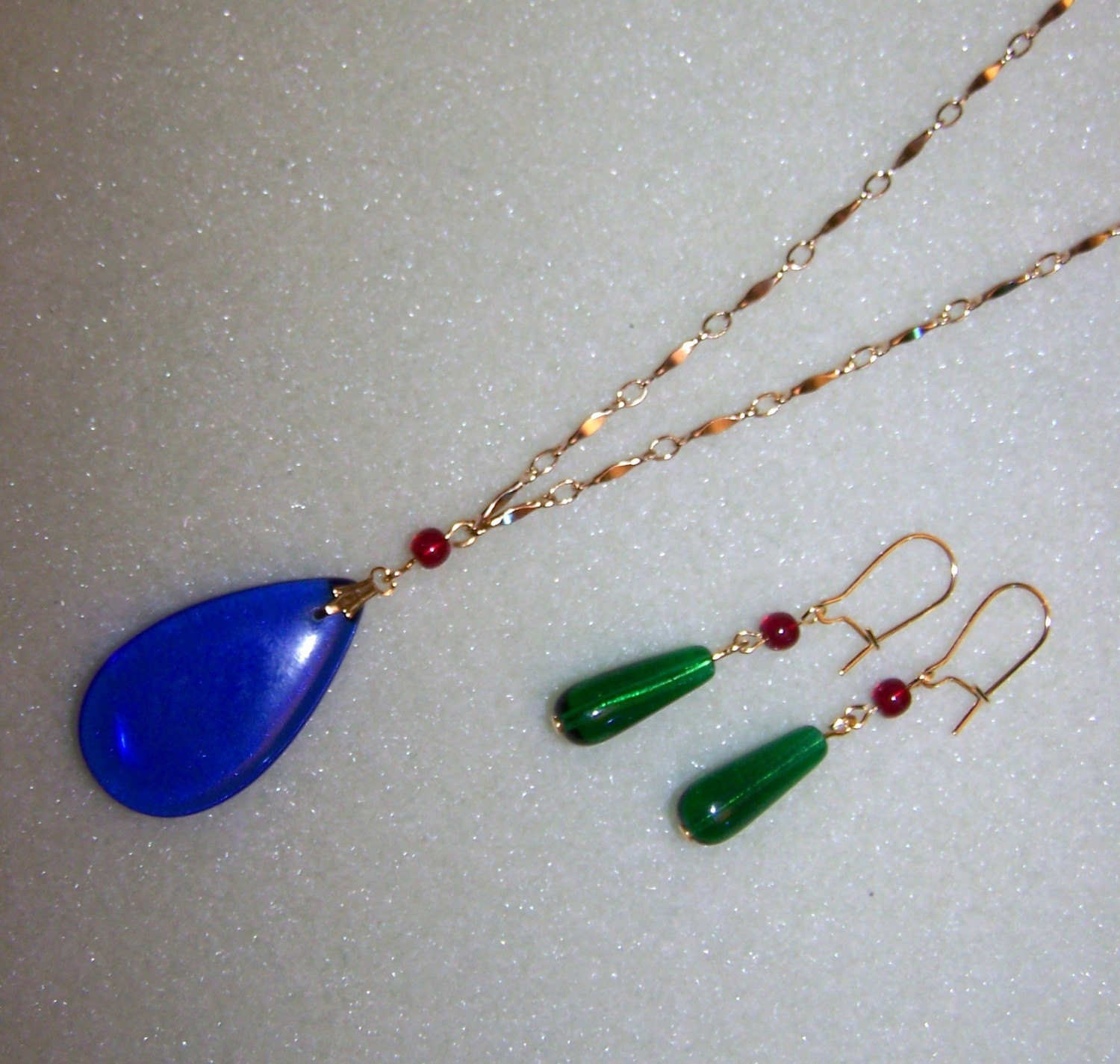 howl's moving castle necklace and earrings