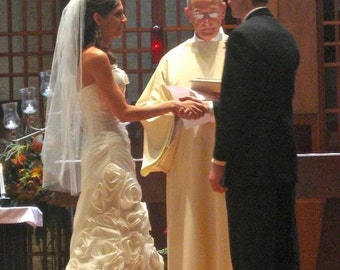 Fingertip Short Wedding Veil bridal single layer white, ivory or diamond