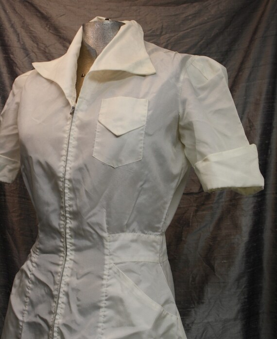 Vintage Regal DuPont Nylon Nurse Uniform Zipper Front