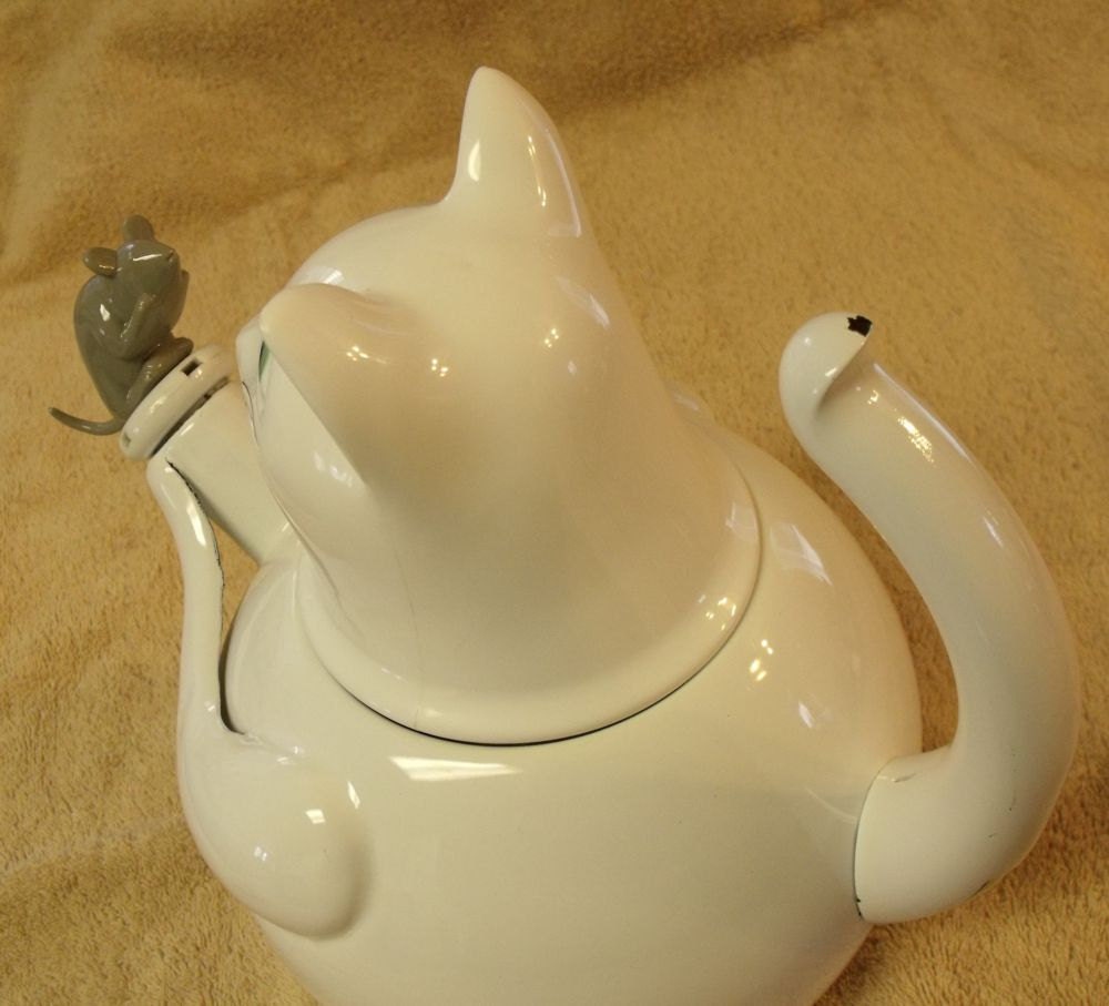 White Kitty Cat Tea Kettle or Teapot