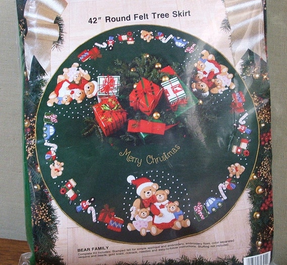 vintage christmas tree skirt bucilla kit bear family vintage christmas tree skirt bucilla kit bear family