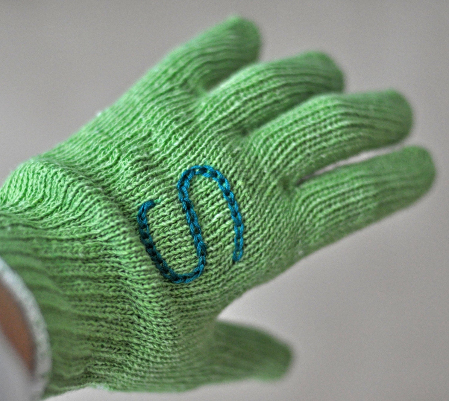 Green Thumb Garden Gloves Customized Hand Embroidered