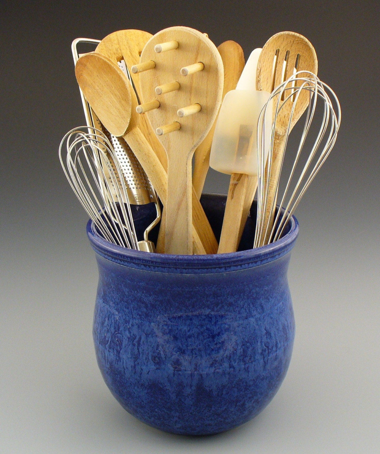Utensil Holder Dark Blue with Subtle Swirl Carved by ShootTheMoon