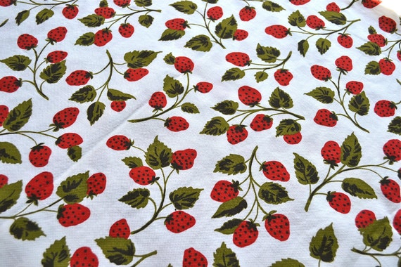 Vintage Fabric Strawberry Vines Over a Yard by pumpkintruck