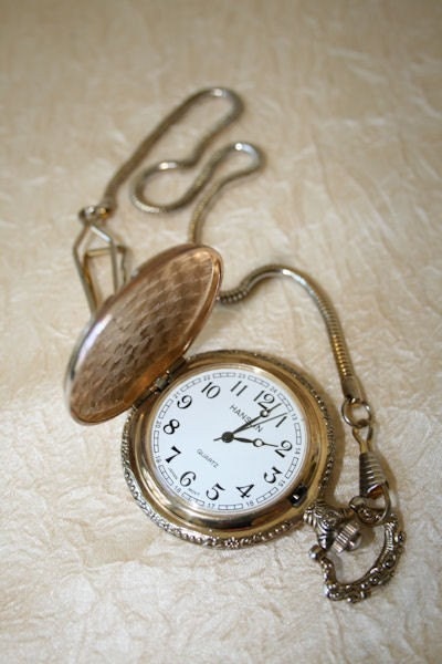 Vintage working Hanslin men's pocket watch by EclecticasiaVintage