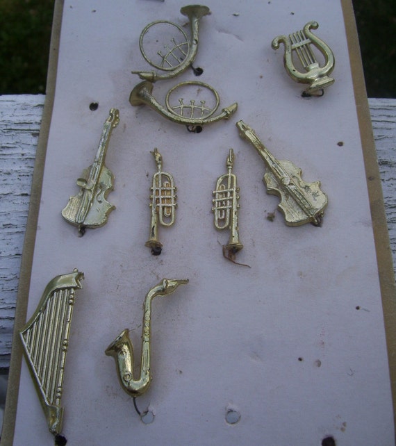 Vintage Musical Instrument Decorations
