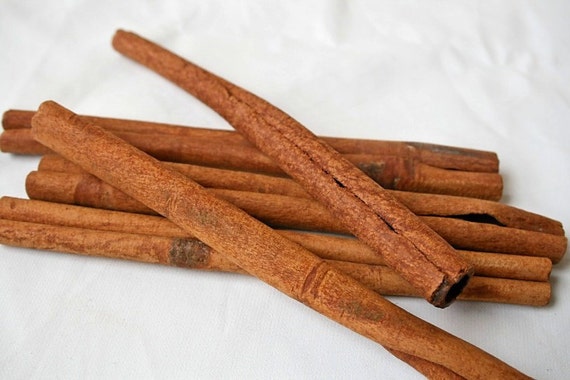 Items similar to CINNAMON STICKS Bulk Herb on Etsy