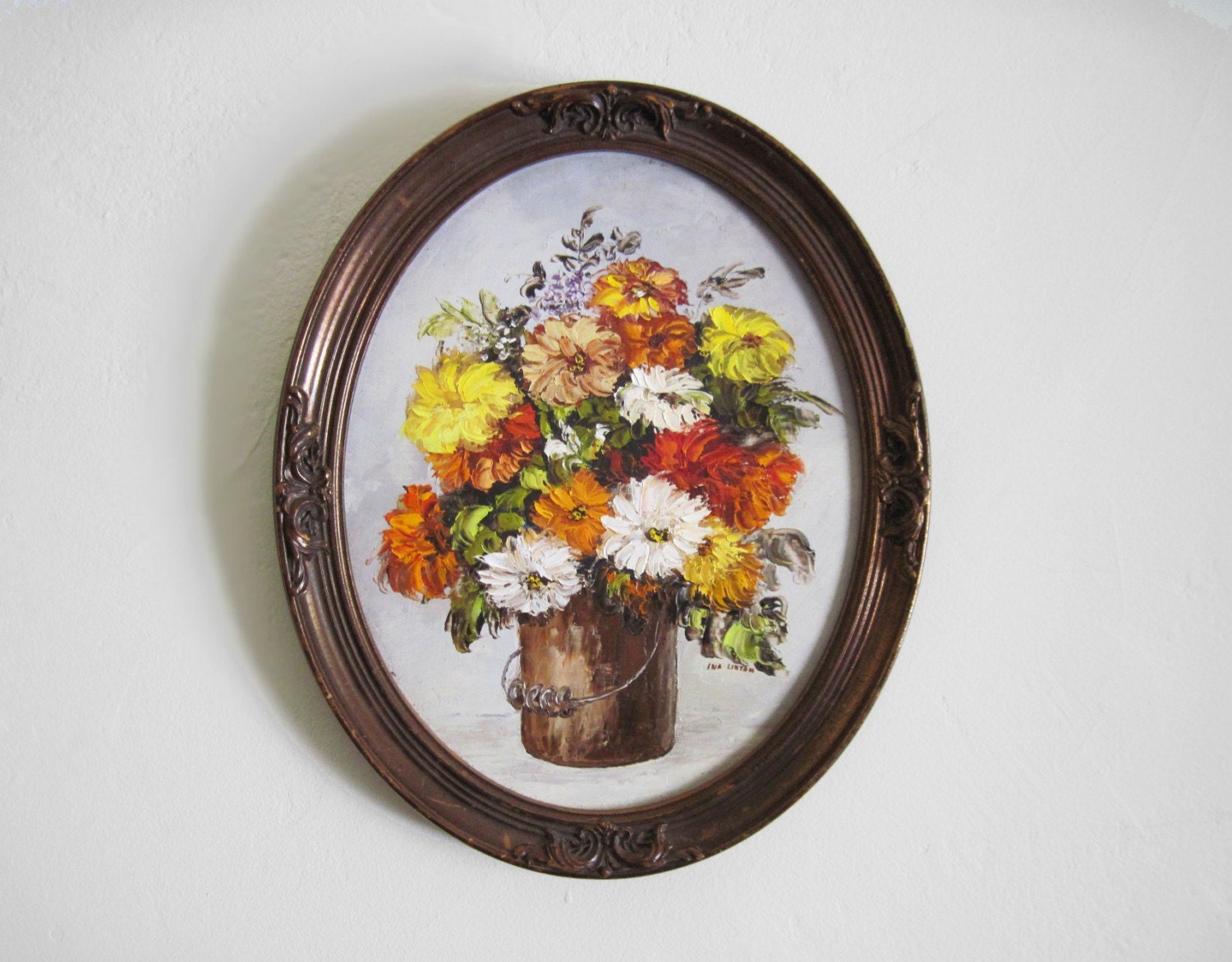 vintage Framed Oval Flower Oil Painting
