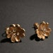 VINTAGE GOLDTONE FLOWER EARRING WITH CLEAR RHINESTONE CENTER