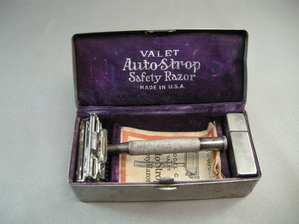 Vintage Valet Auto Strop Safety Razor Model C w/ Stainless