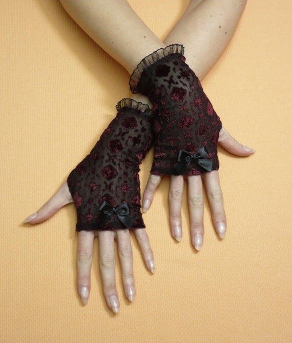 Items similar to Gothic Fingerless Gloves in Black and Burgundy