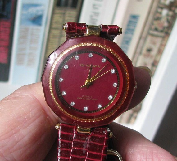 Quemex VIP red ladies watch with rhinestone by myparentsattick
