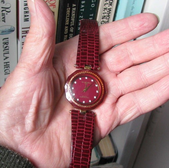 Quemex VIP red ladies watch with rhinestone by myparentsattick