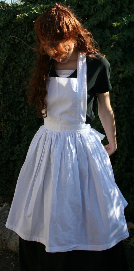 Ladies Bib Apron by heartsandhome on Etsy