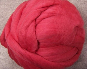 Roving, Merino Wool Roving, Wool Roving, Merino Roving, Felting Wool, Spinning Wool, Ashland Bay Fibers - Coral - 8oz