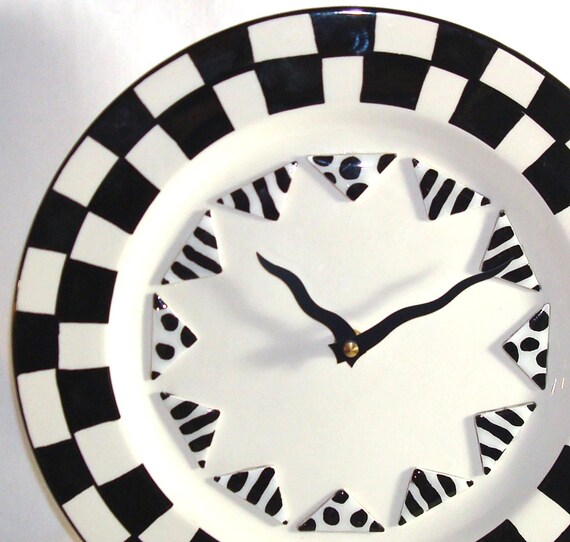 Black and White Checkered Funky Ceramic Plate Wall Clock No.
