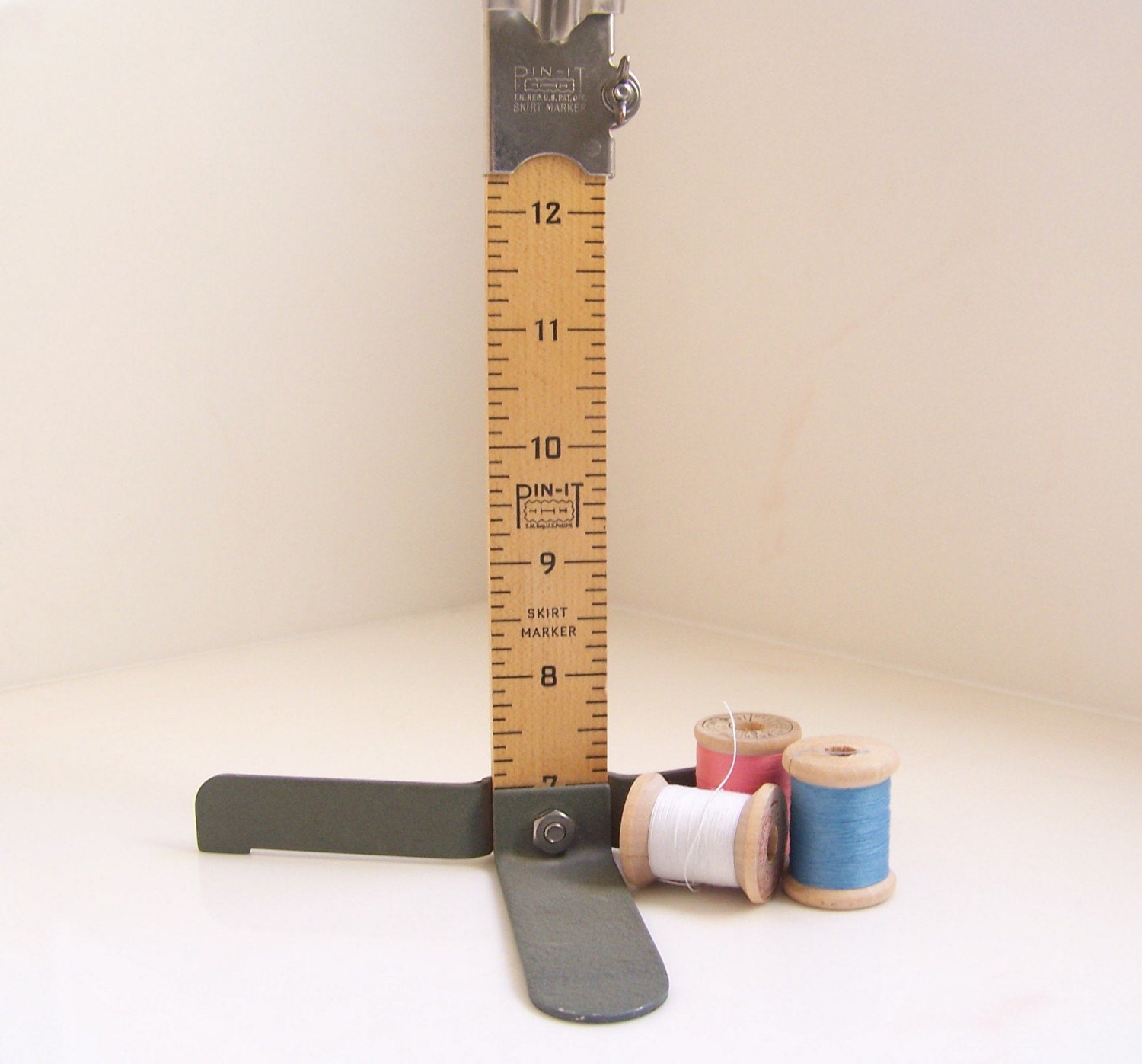 vintage pin it skirt marker hemming tool