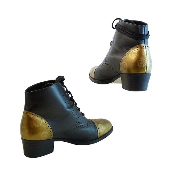 Black and Bronze Gold Lace Up Ankle Boots // by RetroVintage123