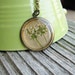 Real Flower Necklace Pressed White Botanical Jewelry Queen Anne's Lace Pressed Plant Flower Resin Nature Inspired Antique Brass Chain