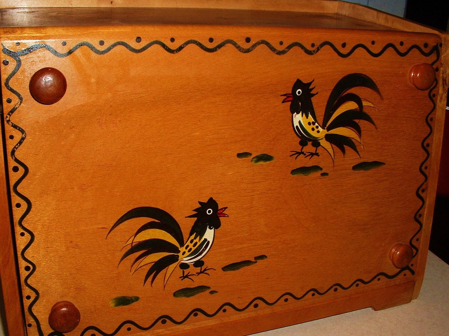 Vintage Wood Bread Box Rooster Design Woodpecker Brand COOL