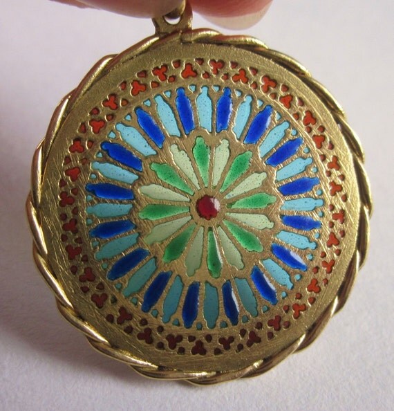 18K Solid Gold Plique a Jour Pendant of the Rose Window in
