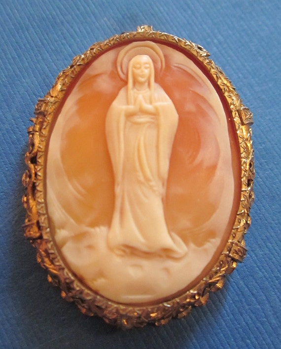 Antique Virgin Mary Shell Cameo Brooch