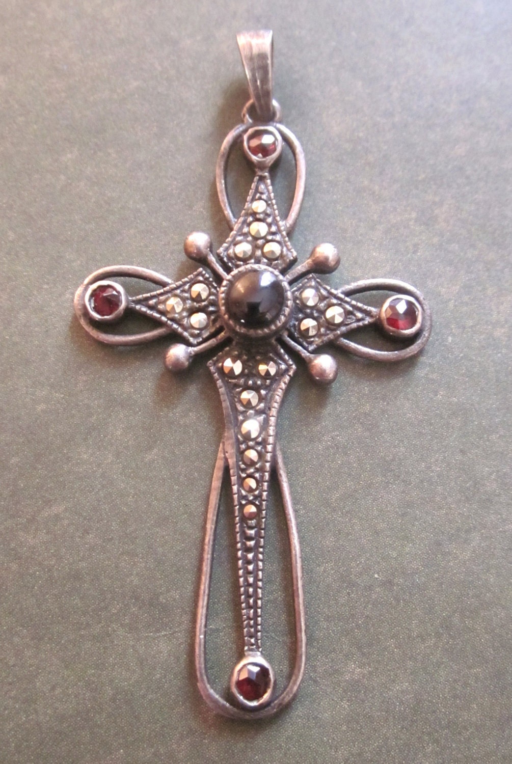 Vintage Sterling Silver Cross Pendant with Garnet and