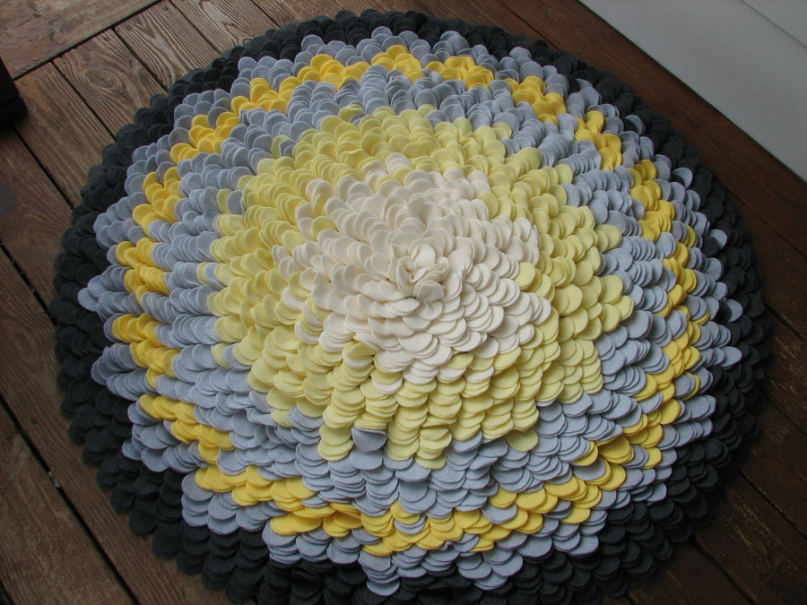 Large Petal Rug in Yellow and Grey
