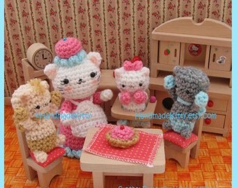 Three Little Kittens Amigurumi PDF Crochet Pattern by HandmadeKitty