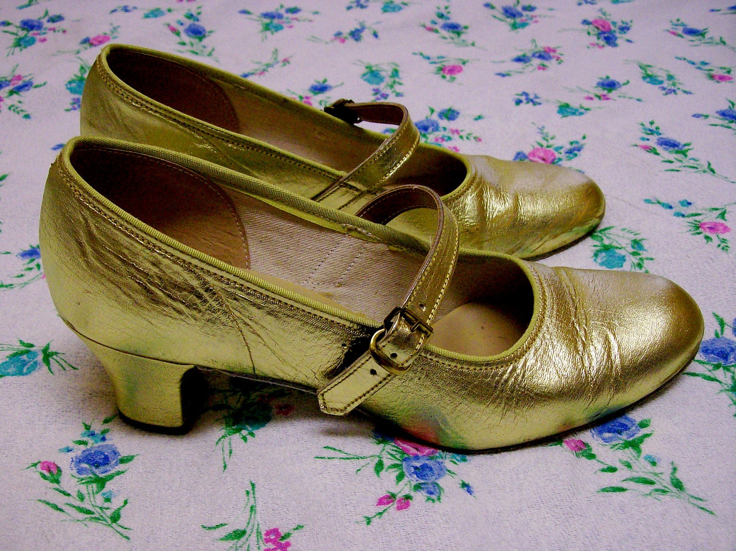 Vintage-Shiny Gold Character Shoes-Size 7-Suede Soles