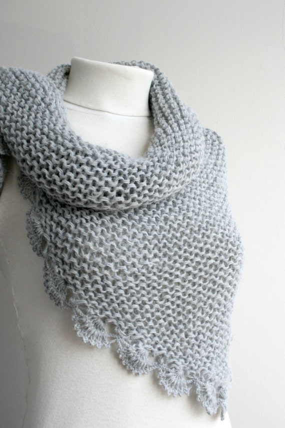 Handmade Grey Triangle Midi Shawl scarf collar Capelet Cowl