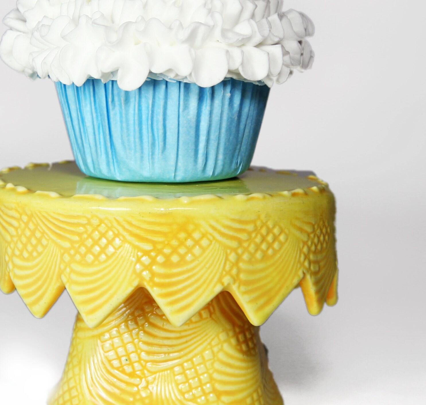 Yellow Cupcake Stand Embossed Ceramic Design