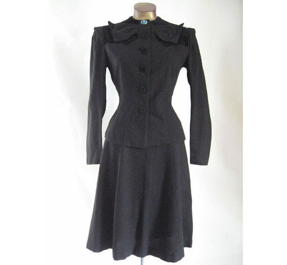 Vintage 30s 40s Nip Waist Suit Black Wool by LilBlackDressVintage