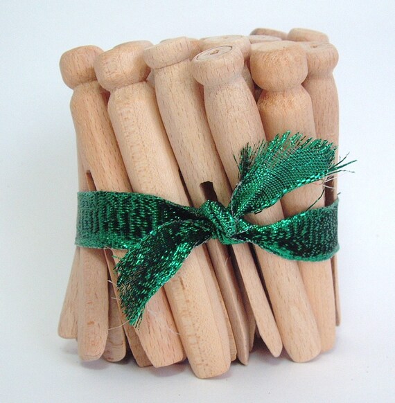Natural Wood Peg Clothes Pins Vintage Round One Piece