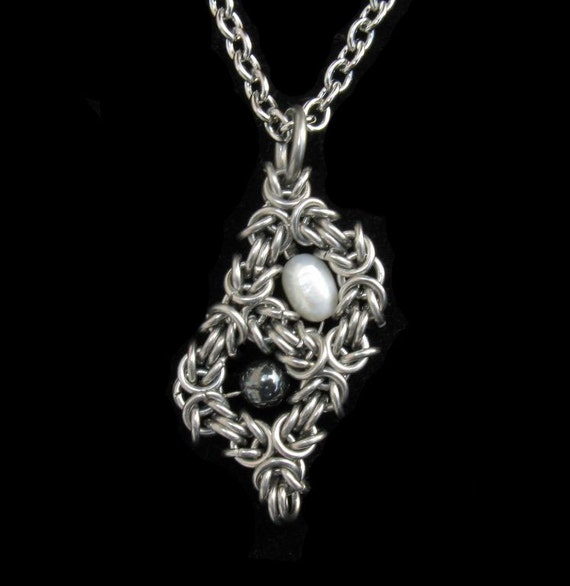 Stainless Steel Byzantine Yin Yang Chainmaille Pendant
