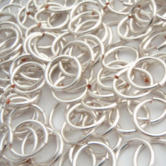 100 Non Tarnish Silver Plated Jump Rings 16 gauge 6mm ID