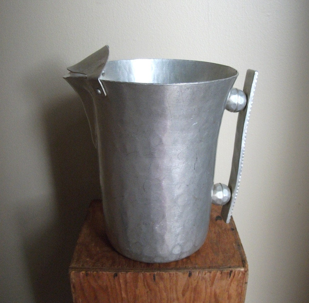 1950's Hand Everlast Aluminum Pitcher Cold as Ice