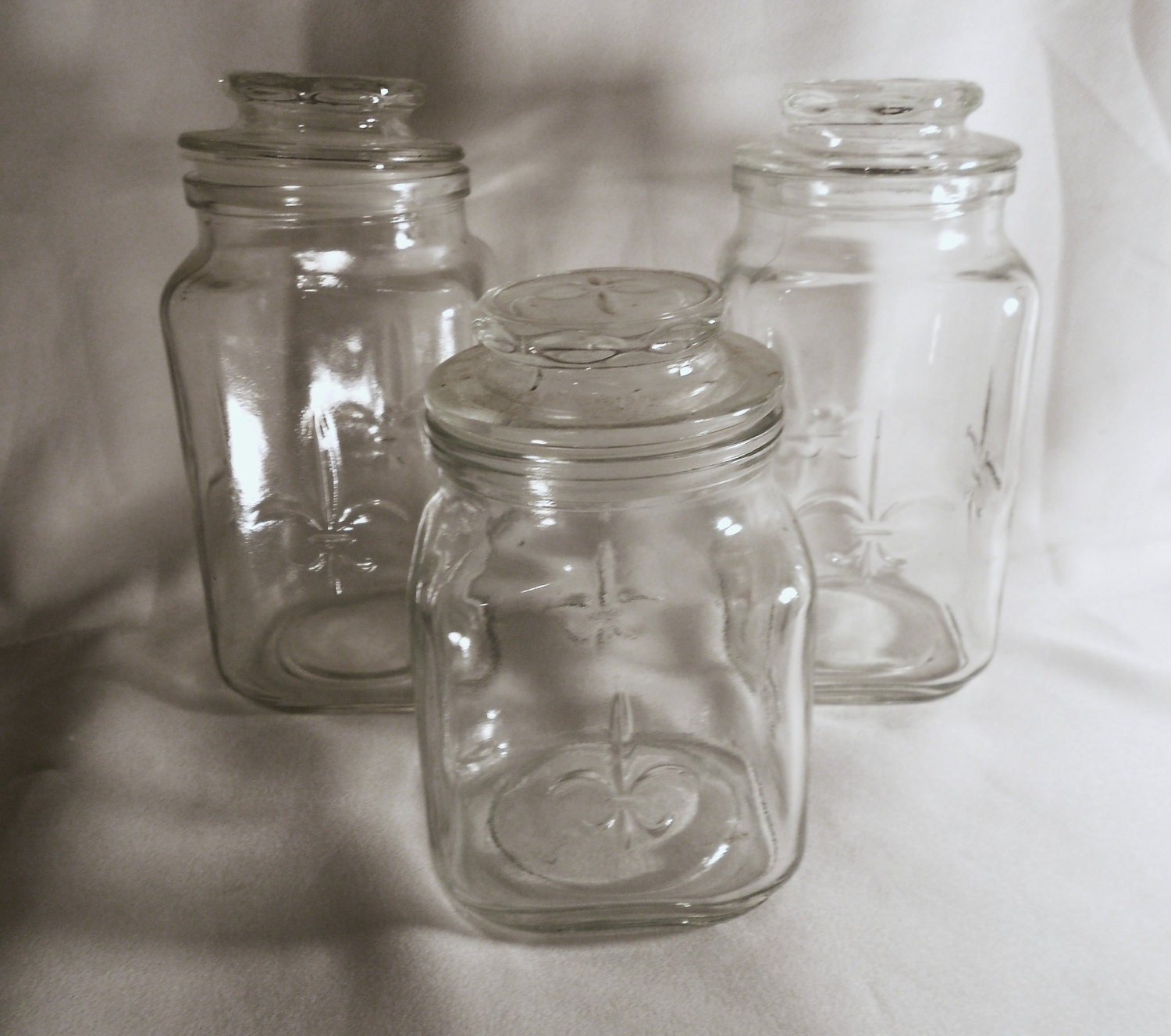 3 Vintage Glass Apothecary Jars Storage By Trixzstreasures On Etsy