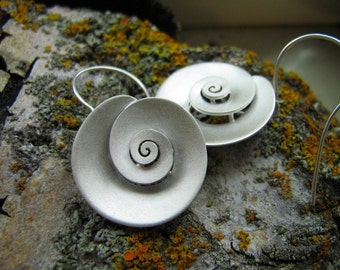 Nautilus - dangle Earrings - Sterling silver